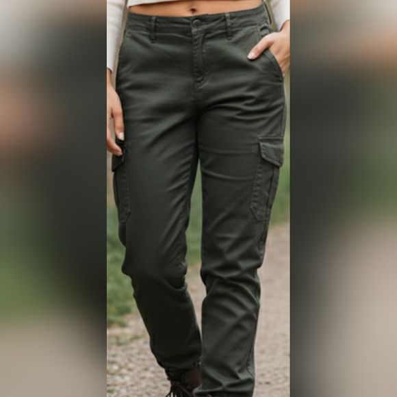 Well Worn Pants - Well Worn Olive Green Cargo
